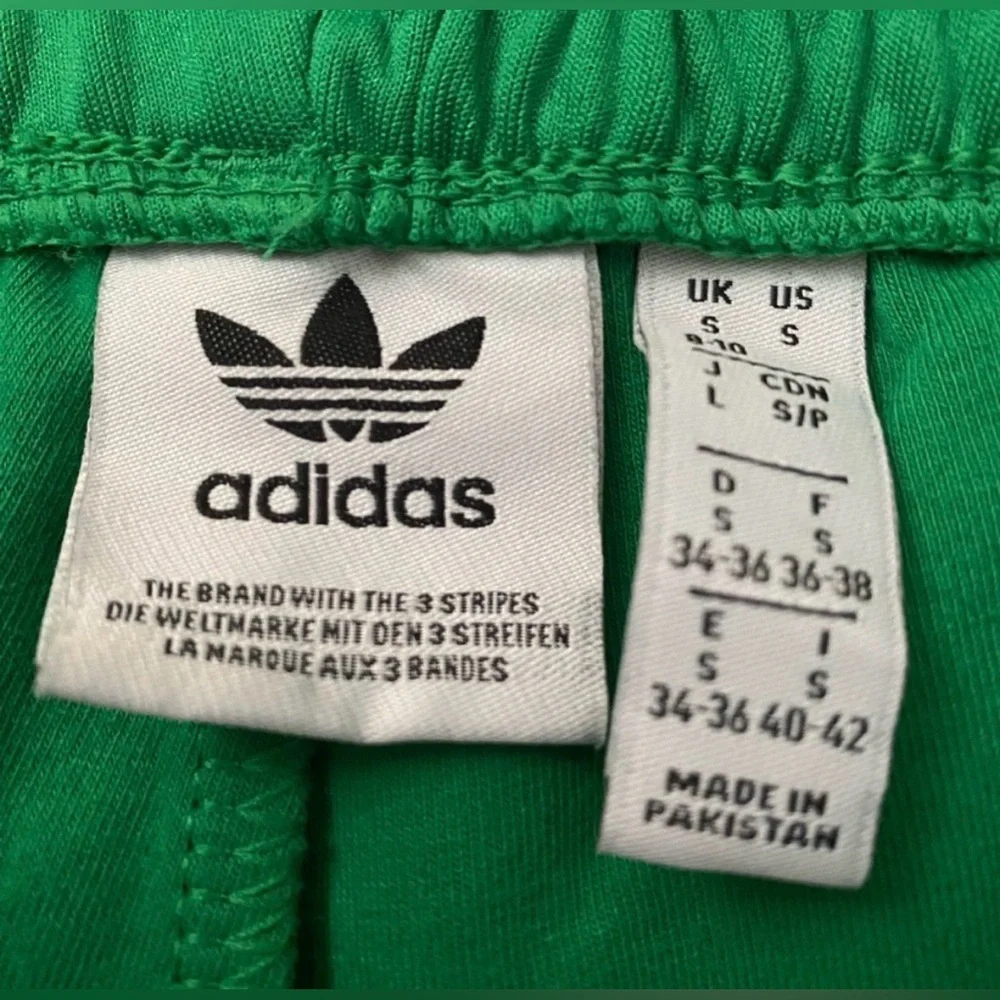 Adidas Green tapered Track Pants - Picture 5 of 7